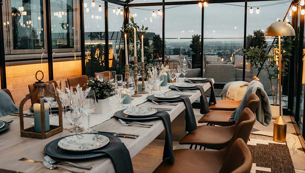  Clear enclosure at Halo Ba